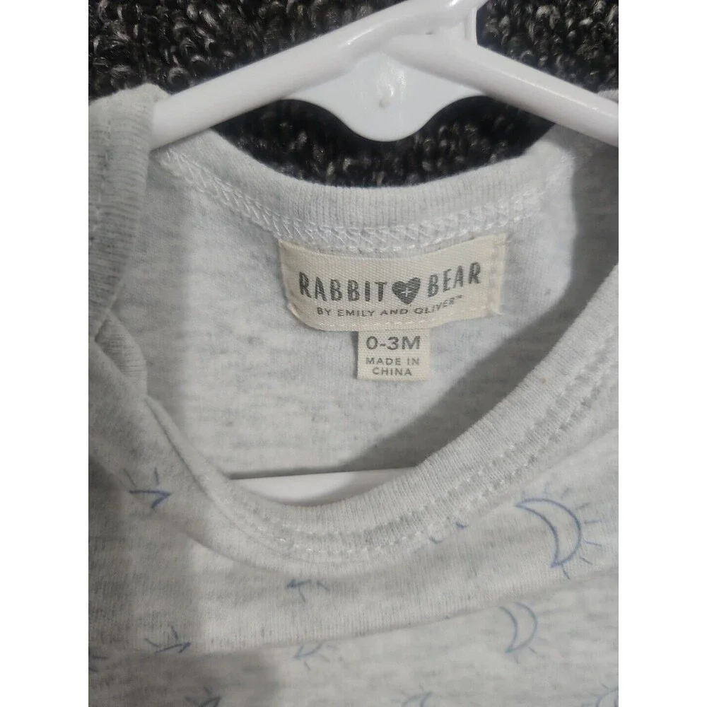 Rabbit + Bear by Emily & Oliver Baby Infant One-Piece Bodysuit 0-3 M Moon NWOT
